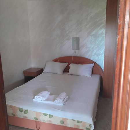 Apartmani In بودفا الغرفة الصورة
