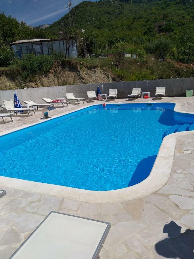 Apartmani In بودفا المظهر الخارجي الصورة